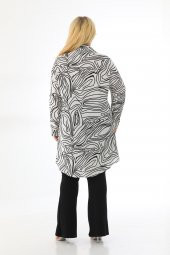 Kadın Büyük Beden Çizgili Desenli Katlamalı Kollu Viskon Tunik Gömlek - 3