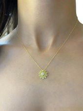 Minik Şık Zarif Papatya Altın Kolye 8 Ayar thumbnail 3