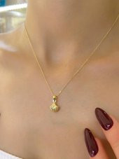 Çok Şık İstiridye Deniz Kabuğu Altın Kolye 14 Ayar thumbnail 1