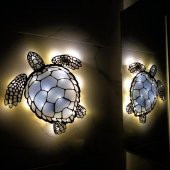 Veraart Epoksili Ahşap Deniz Kaplumbağası Duvar Dekorlu Gece Lambası Siyah 60 cm thumbnail 9