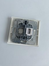 Mono Sıva Altı Usb Priz Beyaz (Adaptörsüz) thumbnail 5