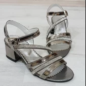 Fiyra 9004 Platin Taşlı Kız Çocuk Abiye Topuklu Sandalet Ayakkabı - 1