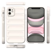 iPhone 11 Kılıf Optimum Lens Çerçeveli Silikon Kapak - 12