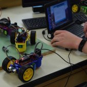 Izzy Isse Bot -Share Açık Kaynak Arduino Robot Dünya Çapında! - Eğlenceli Yolu Kodlamayı Öğrenin! Plastik Aparat - 1