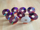 CD ve Dvd İçin Tutucu Holder Aparatı Dekoratif  Aksesuar - 1
