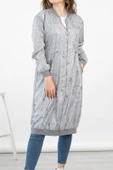 Büyük İmza Desenli Yağmurluk - Gri - 2