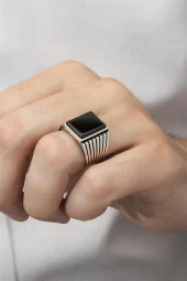 Kare Siyah Oniks Taşlı 925 Gümüş Erkek Yüzük thumbnail 4