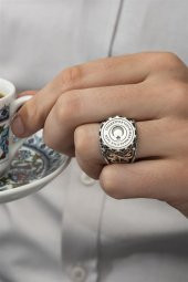 Cesaretiyle Yaşamayan Esaretiyle Ölür Yazılı 925 Gümüş Erkek Yüzük thumbnail 5