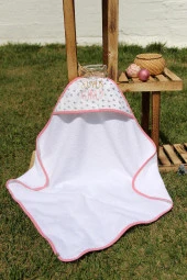 Super Girl Nakışlı 75x75 Bebek Kundak thumbnail 1