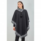 Kadın Siyah Beyaz Devrik Yakalı Desenli Geniş Kalıp Panço - 1