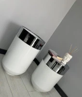 Dekoratif Krom Darbuka Parlak Beyaz Saksı 70cm + Sehpa 60cm İkili Set thumbnail 2