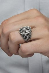 Oyma Desenli Taşsız 925 Gümüş Erkek Yüzük thumbnail 1