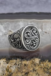 Oyma Desenli Taşsız 925 Gümüş Erkek Yüzük thumbnail 6