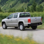 VW Amarok 2010-16 Arka Bagaj Bluemotion Technology Yazısı 5K0853675BC - 2