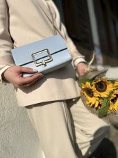 ŞANLI Online Kadın Tokalı Zincir Askılı Çanta Bebe Mavisi - 1