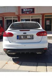 Ford Focus 3 - 3.5 Piano Black Anatomik Üniversal Spoiler Elastik Bagaj Üstü Çıta - 3