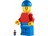 LEGO Creator 40649 Up-Scaled LEGO Minifigure - 3
