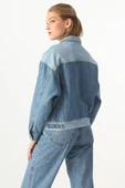 Kadın Renk Bloklu Oversize Jean Ceket Mavi - 7