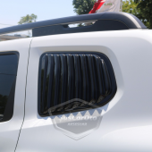 Dacia Duster 2018 Sonrası Uyumlu Kelebek Cam Izgarası Kelebek Cam Vizörü Havalandırma Sağ Sol Takım Parlak Siyah - 2