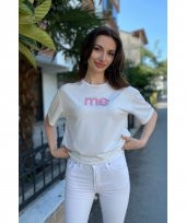 Pudra Me Taş Baskılı Hafif Düşük Omuz Beyaz Tişört - 2