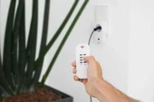 Brennenstuhl Comfort-Line Uzaktan Kumandalı 4 Adet Tekli Priz - 4