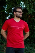 Erkek Kırmızı El Yazısı İmza Baskı Kısa Kollu V Yaka Erkek T-Shirt 23ETSHVYAZ - 3