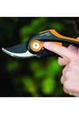 Fiskars P68 Smartfit Budama Makası - 3
