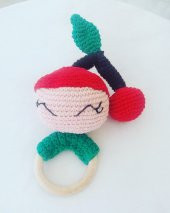 Kiraz Kız Uyku Arkadaşı ve Çıngırak Amigurumi Organik Oyuncak - 3