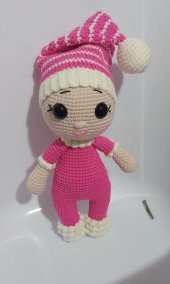 Ponpon Bereli Bebek Uyku Arkadaşı Amigurumi Organik Oyuncak - 1