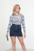 Pencere Detaylı Jakarlı Crop Top - 4