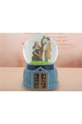 Işıklı Müzikli Kar Püskürtmeli Büyük Boy Pilli Kar Küresi 16x32 No-56 thumbnail 1