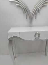 Dresuar 13261 CNC Klasik ASLAN  Kayın ayak KABARTMA Parlak Beyaz-GÜMÜŞ GRİ Elyapı thumbnail 5