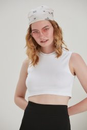 Halter Yaka Penye Beyaz Crop Top - 5