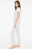 Mod Collection Kadın Gece Desenli Boydan Patlı Pijama Takımı Bej - 3