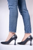 Hakiki Deri Kadın Sivri Burun Kadeh Topuk Stiletto Ayakkabı thumbnail 11