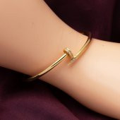 14 Ayar Taşlı Çivili Kelepçe Altın Bilezik thumbnail 2