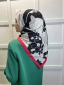 Eflatun Scarf Dijital Baskı Tomurcuk Desen Rayon Eşarp 00749  SİYAH KIRMIZI thumbnail 1