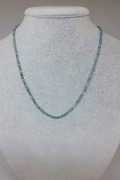 Apatit Taşı Küp Şekilli 2.5mm 1000 Ayar Gümüş İpli Kolye (Klipsli) thumbnail 1