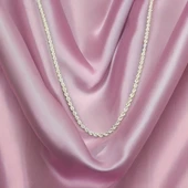 Gümüşün Büyüleyici Burgusu: Parlak Gümüş Renginde 60 cm 1. Sınıf Çelik Kadın Kolyesi-Zamansız Şıklık thumbnail 2