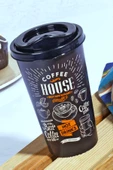 Büyük Boy Kapaklı Desenli Kahve Bardağı 650 ML Sert Plastik - 1