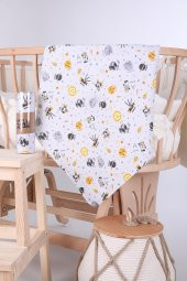 Babyhola Müslin Örtü 80x80cm Uzay Desen Organik Hediyelik Emzirme Alt Açma Yenidoğan Puset Örtüsü - 1