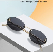 Bayan Güneş Gözlüğü 2024 F Model Siyah Renk Yeni Sezon UV Korumalı + Saklama Kap Hediyeli thumbnail 1