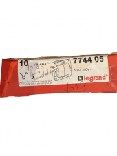 Legrand Valena 774405 Komütatör Beyaz (Çerçeve Dahil) (3 Adet) - 4