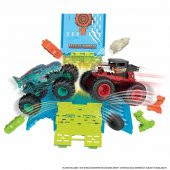 Hot Wheels Monster Trucks 1:24 Mega Wrexin Çarpışma Kafesi HNC29 - 2
