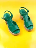 Basskan Kence Yeşil Tek Bant Topuklu Ortopedik Taban Sandalet thumbnail 2