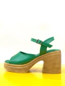 Basskan Kence Yeşil Tek Bant Topuklu Ortopedik Taban Sandalet thumbnail 1
