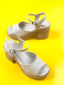 Basskan Kence Bej Tek Bant Topuklu Ortopedik Taban Sandalet thumbnail 1