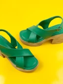 BAsskan Sence Yeşil Ortopedik Taban Yüksek Topuk Platform Sandalet thumbnail 3