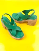 BAsskan Sence Yeşil Ortopedik Taban Yüksek Topuk Platform Sandalet thumbnail 2