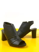 Basskan Konl Siyah Günlük Topuklu Ayakkabı thumbnail 3